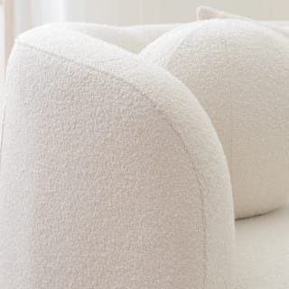 BEIGE photo 6